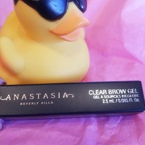 5/$20 Item -  Anastasia Clear Brow Gel